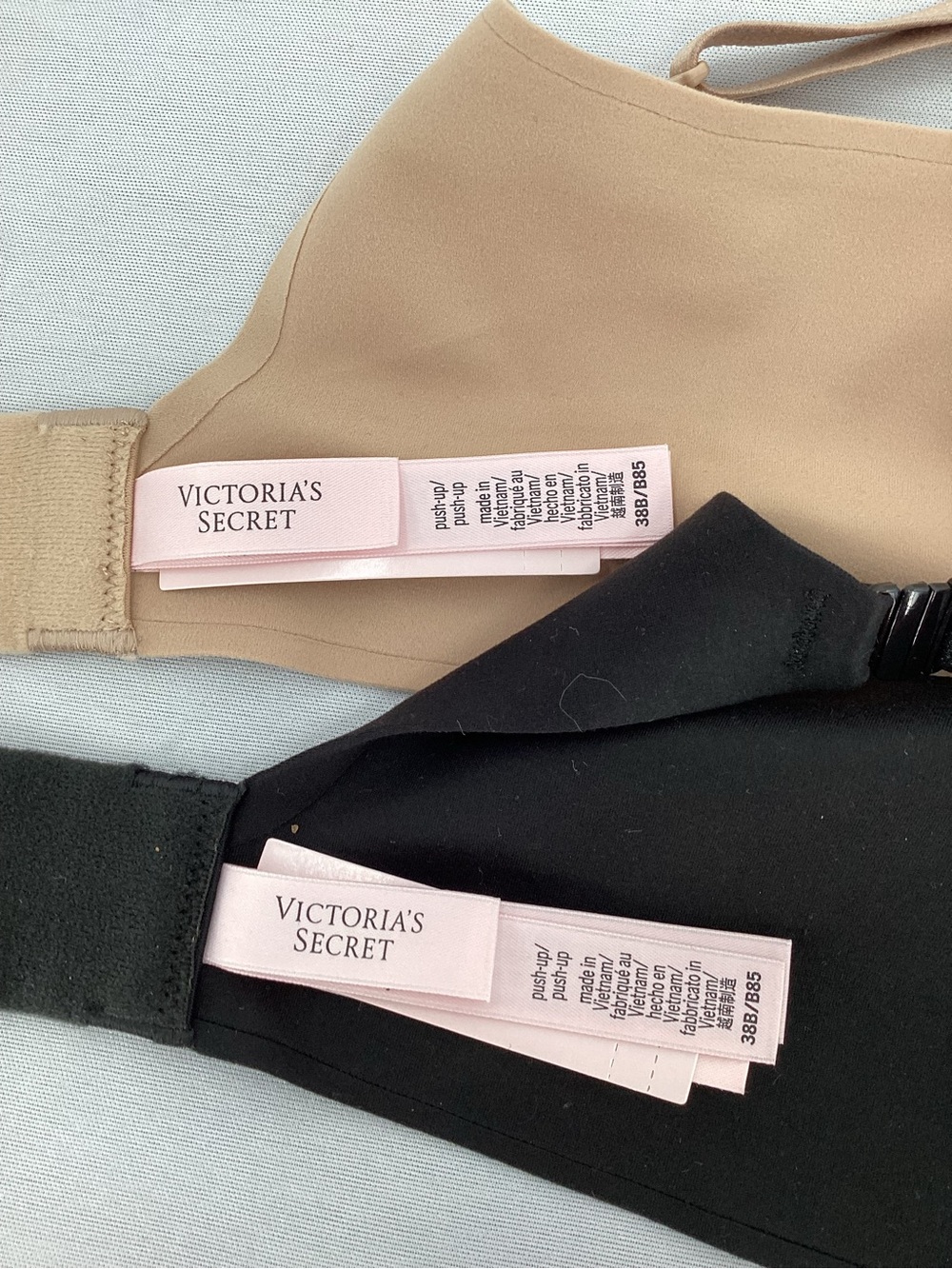 Victoria's Secret Smooth Push-Up Bra Duo in Black & Nude - Picture 4 of 8